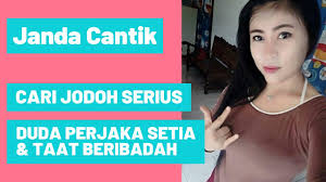 Rabu, 14 jul 2021 11:57. Janda Cantik Tutik Kediri Cari Jodoh Serius Pria Soleh Yang Taat Beribadah Dan Bertanggung Jawab Youtube