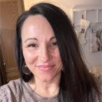 Mindy Donovan's Instagram, Twitter & Facebook