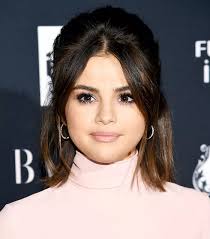 Selena Gomez's Curly Lob Is The Perfect Look For Turtleneck Season