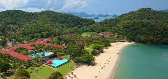 Firefly and malindo airways fly from kuala lumpur to kuah, kuah town or bandar kuah is a town, mukim and district capital of langkawi, kedah, malaysia. Holiday Villa Beach Resort Spa Langkawi Pulau Langkawi Island Kedah Malaysia Info