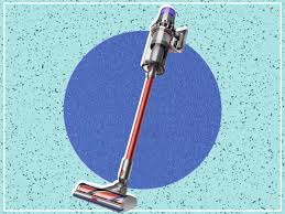 High torque cleaner head with dynamic load sensor (dls™). Dyson V11 Outsize Vacuum Review Is It Worth Buying The Independent