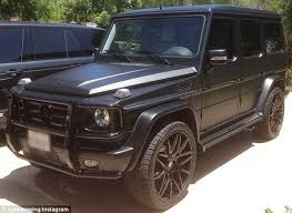 Well She Is Kim S Sister Kylie Jenner 15 Takes Her 125 000 Mercedes Benz Suv To The Car Wash G Wagon Mercedes Benz Suv Black G Wagon