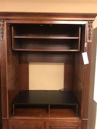 Shop ethan allen's living room storage including media consoles, living room cabinets, entertainment cabinets, and more. Ethan Allen Tv Armoire Delmarva Furniture Consignment