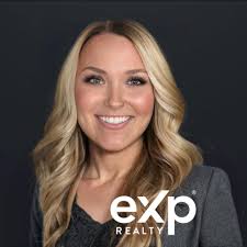 Candy Alvarez: West TN Realtor