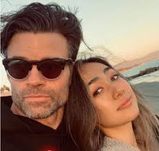 QUEM É RACHAEL LEIGH COOK NAMORANDO APÓS O DIVÓRCIO DE DANIEL GILLIES?  FATOS NÃO CONTADOS