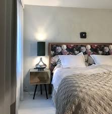 Elle encadre le lé de baguettes en nov 22, 2015 devenue presque indispensable dans une chambre, la tête de lit est un. 1001 Idees Deco Diy Pour La Chambre A Coucher Avec Une Tete De Lit En Papier Peint