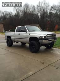 The 2021 dodge durango is a midsize suv capable of seating up to seven occupants. 2001 Dodge Ram 1500 Wheel Offset Aggressive 1 Outside Fender Leveling Kit 38470 Team Stance