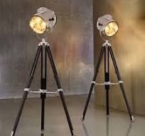 Nordic American Retro Tripod Floor Lamp Silver Golden Wooden Industrial  Vintage Floor Lamp (WH-VFL-04)