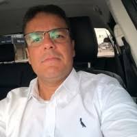 300+ perfiles de «Edilson Almeida»