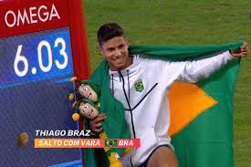 Thiago braz is a sagittarius and was born in the year of the rooster life. Torcedor Do Santos Thiago Braz E Parabenizado Pelo Clube Por Ouro No Rio 2016