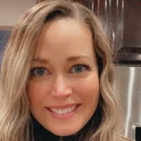 Rachel Leone's Instagram, Twitter & Facebook