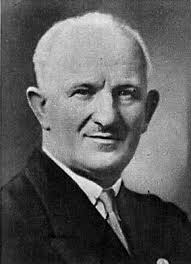 4 Educators From Luxembourg Image: PICRYL