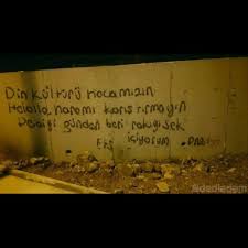 182 Begenme 1 Yorum Instagram Da Dedi Adam Dediadam Gozden Uzak Olan Gonulde Raki Olur Ve Ben Din Kulturu Hocamizin Helal Feelings Words How I Feel