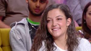 Camille lellouche et les réseaux sociaux, c'est une véritable histoire d'amour. Camille Lellouche Le Jour Ou Elle S Est Disputee Avec Les Juges De Nouvelle Star