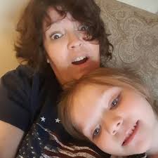 Sandra Cusack (@smcusack)