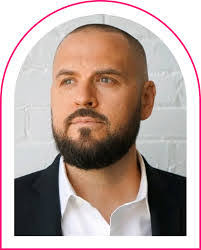 Toni Rufo's Instagram, Twitter & Facebook