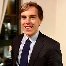 Travis Fife's Instagram, Twitter & Facebook