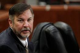 Michael Glyn Brown's Hand Centers to Fold