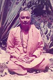 Dharma Kirtan: DISCOVERING THE EGO - SWAMI VENKATESANANDA