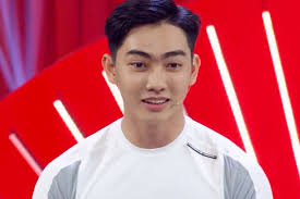 Trấn Thành, Trường Giang 'hoảng hồn' khi FC Ngô Kiến Huy bất ngờ tấn công  Thách Thức Danh Hài