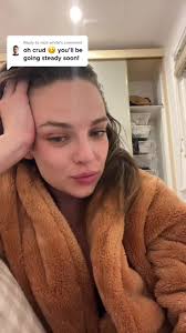 Abbie Chatfield Highkick Original Marszy