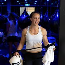 Turns out muscles are in the family @brettcarrington_coaching. Pictures Of Lisa Carrington