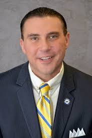 Louis Mcmillan's Instagram, Twitter & Facebook