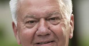 Larry Bussard's Instagram, Twitter & Facebook