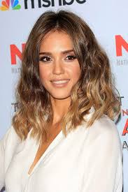 Bob haircut for round face; Jessica Alba Hairstyles To Steal More