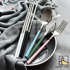Industri ini biasanya menggunakan komponen stainless steel tipe 304 untuk semua proses produksi. Nama Produk Peralatan Dapur Set Peralatan Makan Sendok Garpu Sumpit Dengan Gagang Stainless Harga Rp 33300 Set Peralatan Makan Sendok Kayu Peralatan Makan