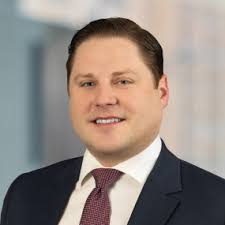 Mitchell Ray joins Porter Wright's Litigation Department in Cincinnati