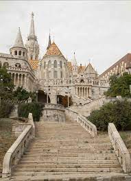 Visiting Fisherman S Bastion In Budapest The Gallivant Post Budapest Budapest Ungarn Schone Gebaude