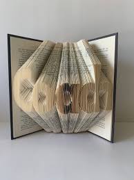 Coach Pattern Book Fold Pattern Book Sculpture Fold Your Own Etsy In 2020 Book Sculpture Folded Book Art Book Folding Templates