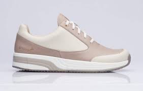 Auf dieser seite findest du die testsieger aus der kategorie gesundheitsschuhe damen (nicht von der stiftung warentest). Gesundheitsschuh Fur Damen In Normaler Breite Angelina Beige Anova Schuhe