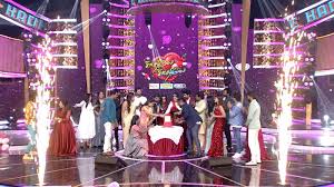 Vijay Tv Set To Telecast Valentine Day Special Show Kadhaley Kadhaley Live proposal shreya sidhu diwali special interview raja rani 2 thirumanam serial vijay tv. vijay tv set to telecast valentine day