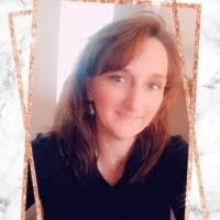 Earnestine Platt's Instagram, Twitter & Facebook