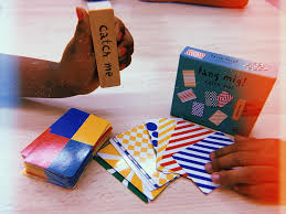 Daniel y su familia, incluidos sus abuelos, se tratan con cariño y respeto mientras aprenden cosas como mandar una carta por correo o ir al baño. Abeceart Hoy Hemos Jugado Al Juego Catch Me De Tiger ÙÙŠØ³Ø¨ÙˆÙƒ