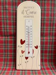 Termometro in legno “Mettici il cuore sempre” – Fili & Sfizi