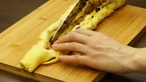 Nu contează să fie doar pufos, ci să aibă și o umplutură delicioasă. Cozonac Pufos De Casa Top 3 Retete Cozonac Pentru Paste In 2019 Savurostv Youtube