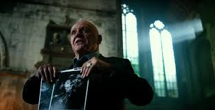 Anthony hopkins is one of the most iconic actors of his generation, and he has hopkins recently spoke with yahoo movies about why he wanted to join the transformers saga, and wholeheartedly. Transformers The Last Knight S Biggest Problem Isn T Michael Bay Polygon