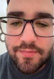 I’m a beautiful princess 🫅🏻🧜‍♀️🧜‍♀️ #dumbtrivia #lebronjames #podcast  #fyp