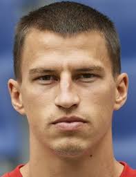 Stefan lainer ( seekirchen am wallersee, 27 augustus 1992) is een oostenrijks voetballer die doorgaans speelt als rechtsback. Stefan Lainer Spielerprofil 20 21 Transfermarkt