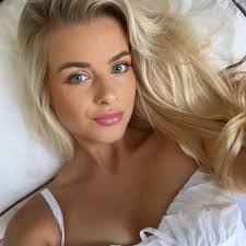 Helga Albrecht's Instagram, Twitter & Facebook