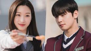 Bookmark us if you don't want to miss another episodes of korean drama dramacool.ae will be the fastest one to upload ep 8 with eng sub for free. Drakor True Beauty Tak Tayang Pekan Ini Intip Preview Episode 7 Drama Korea Terbaru True Beauty Tribun Pekanbaru