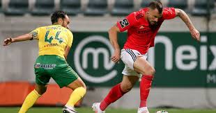 Below is a photo of his lovely. Primeira Liga Haris Seferovic Top Scorer In The Championship Rts Ch Archyde