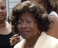 Mãe de Michael Jackson: «O meu filho não era pedófilo!» (vídeo)