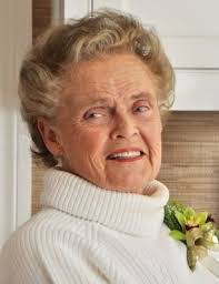 Joanne Hackett's Instagram, Twitter & Facebook