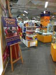 Tourism activities and attractions such as aquariums, indoor playgrounds, zoos, farms, nature parks, museums, art galleries, karaoke centres, and more are not allowed to operate. Art Friend Singapore