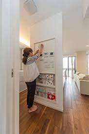 公式 ダイワハウスの注文住宅サイト 建築事例 実例を住まい方別にご覧いただけます 光あふれるldkで子育てを楽しむ共働きご夫婦の家 インテリア 収納 インテリア コンセプト リビング ニッチ