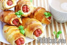 тесто для сосисок в тесте на кефире в духовке Gotovye Appetitnye Sosiski V Teste Vylozhit Na Blyudo Dat Im Nemnogo Ostyt Sosiski V Teste Idei Dlya Blyud Sosiski
